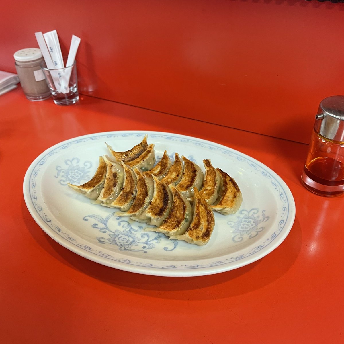 109y_'s tweet photo. かわいいコ https://t.co/eS5VJhJhze