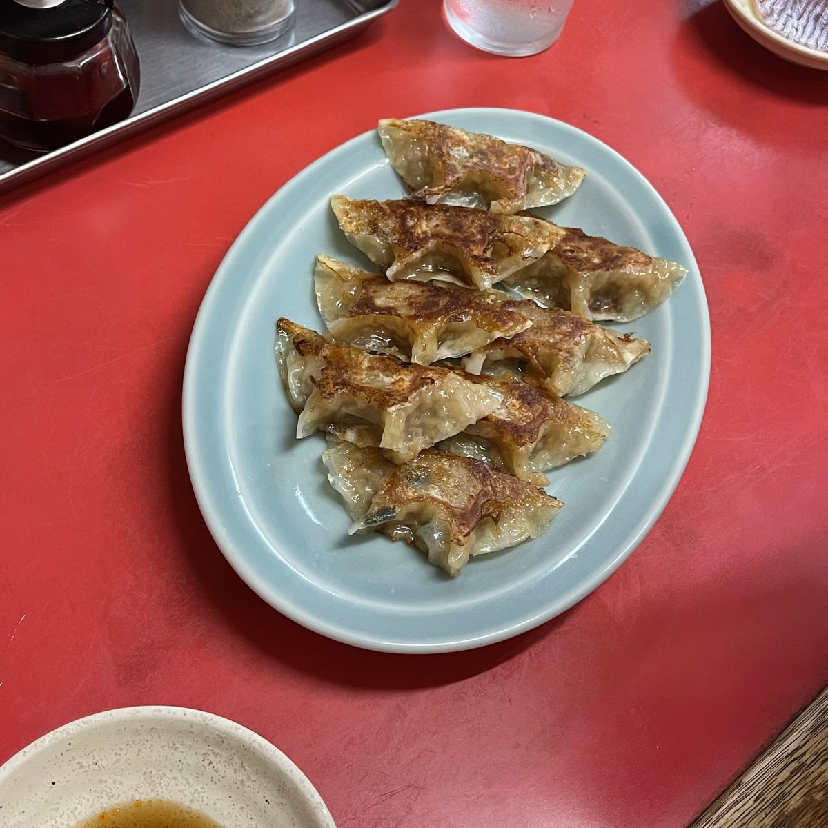 109y_'s tweet photo. かわいいコ https://t.co/eS5VJhJhze