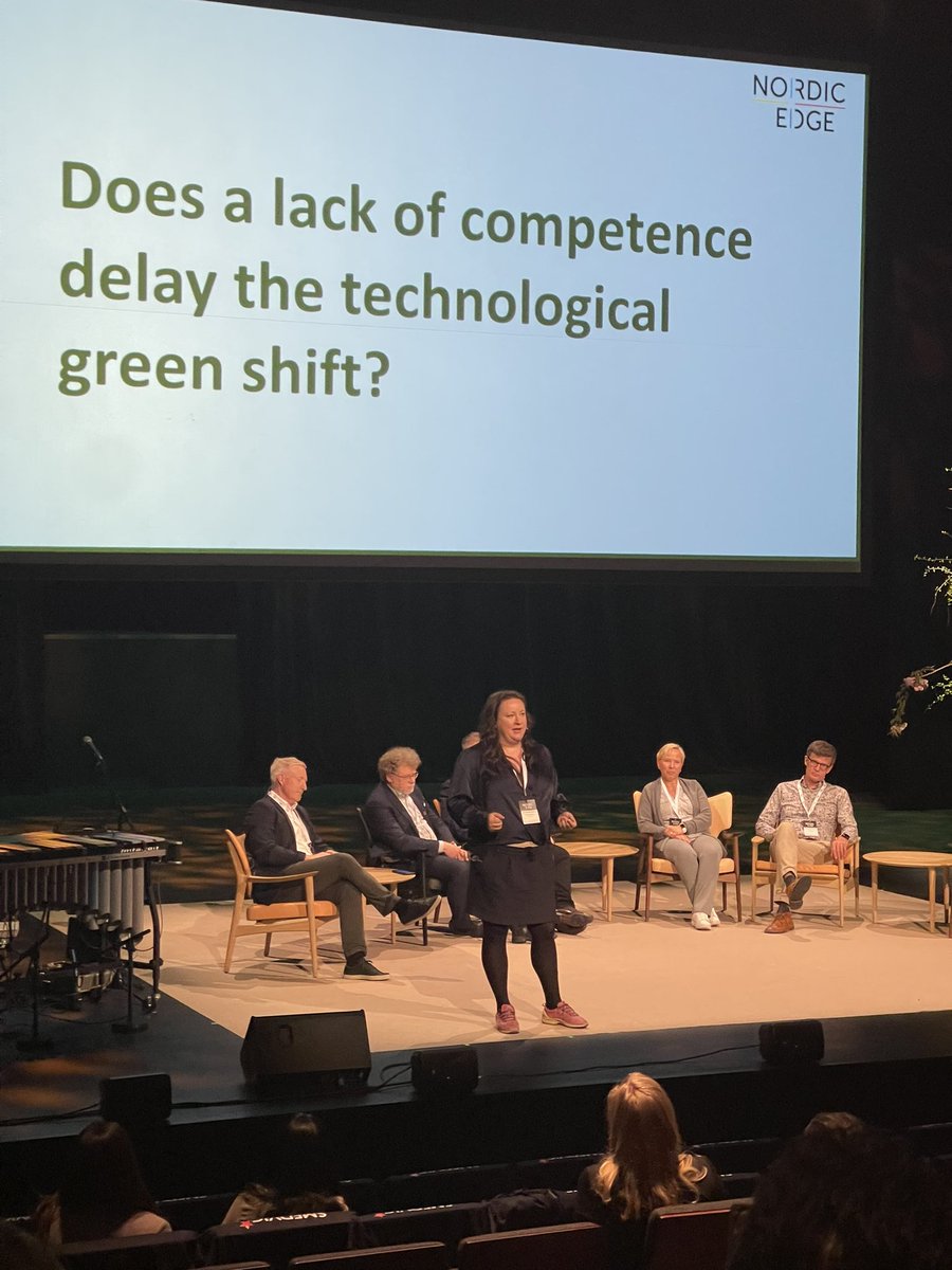 «We need to make huge investments in academia to provide enough competence in IT to secure a technological green shift» Mari Hole Skogen from @IKTNorge