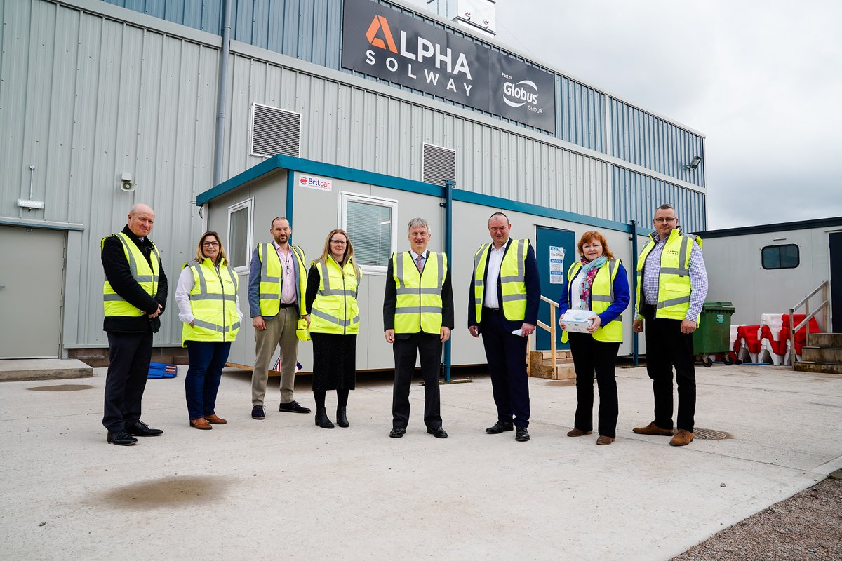South of Scotland Enterprise (@sosenterprise) on Twitter photo PPE firm <a href="/AlphaSolway/">Alpha Solway</a>'s newly opened Dumfries factory has been visited by Business Minister <a href="/Ivan_McKee/">Ivan McKee MSP</a>.
We provided multi-million pound support last year for the facility, which has created over 300 posts & helps Alpha with their 2027 NetZero target.
ow.ly/EJnO50J3SMc PPE firm <a href="/AlphaSolway/">Alpha Solway</a>'s newly opened Dumfries factory has been visited by Business Minister <a href="/Ivan_McKee/">Ivan McKee MSP</a>.
We provided multi-million pound support last year for the facility, which has created over 300 posts & helps Alpha with their 2027 NetZero target.
ow.ly/EJnO50J3SMc