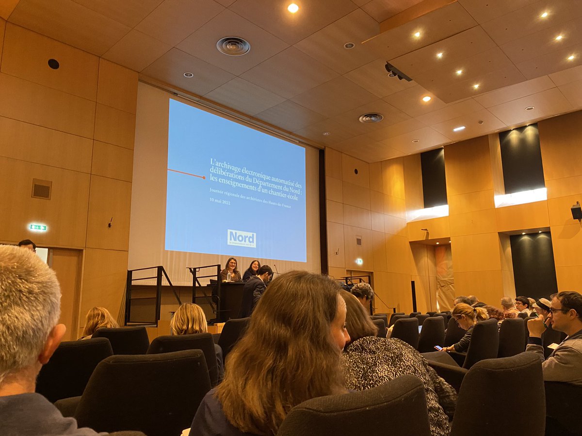 kmi_archiviste's tweet photo. La journée que l'on attendait avec impatience 👌🏻 #viedarchiviste #journeearchivistesHDF https://t.co/LVagKLWmLQ