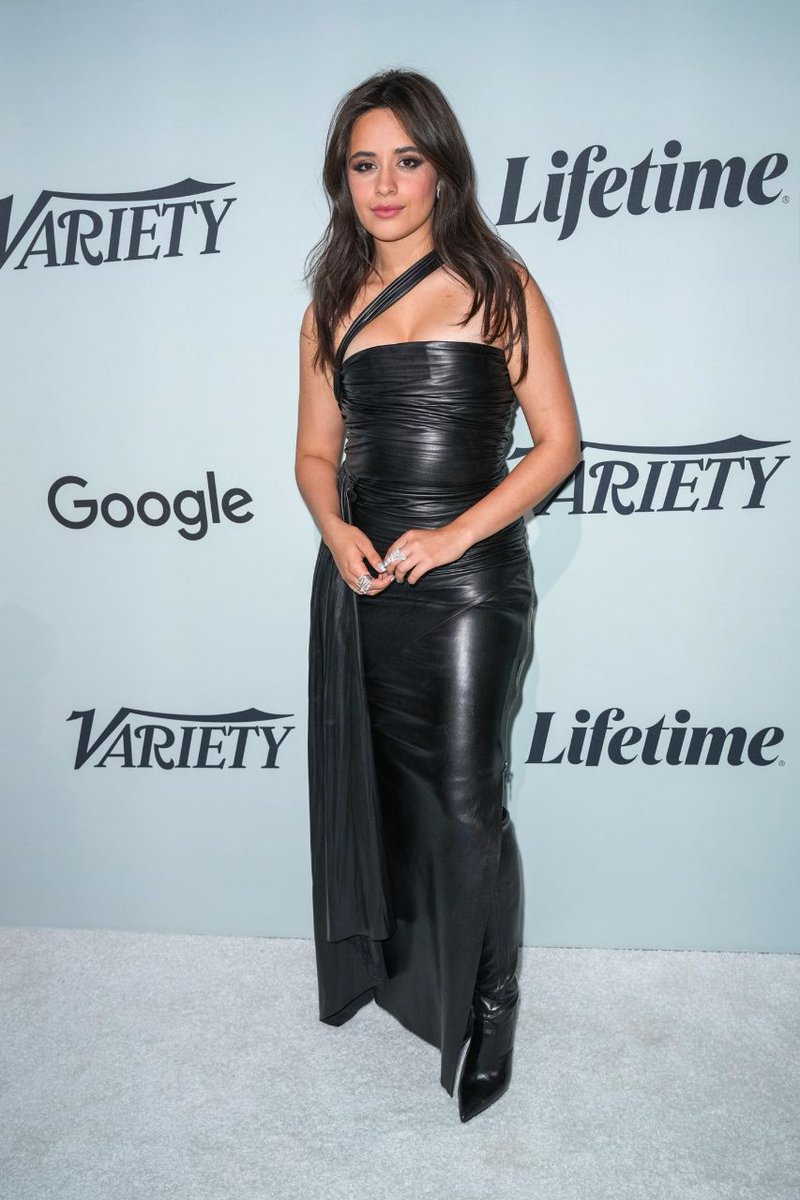CCVOTINGPAGE's tweet photo. RETWEET!
#CamilaCabello #Cinderela #FilmeDeStreaming #MelhorAtrizInternacional
#BamBam #FeatInternacional
#ArtistaFemininaInternacional
#Camilizers #FandomDoAno #SECAwards https://t.co/tcONP5p6WM