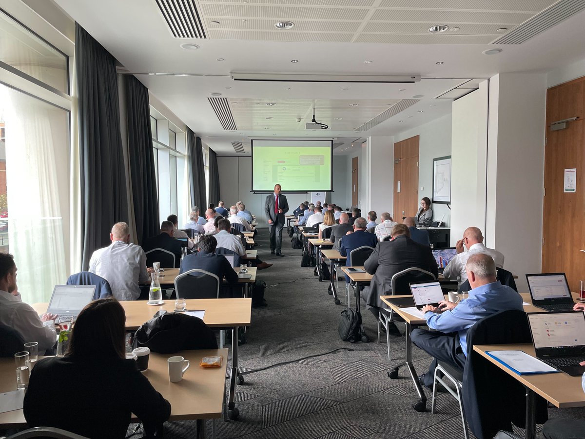 sandringhamfp's tweet photo. We're in Leeds today. Great to see familiar faces in the flesh after such a long time. Another entertaining session this morning with @RayNiche from @CashCalc. Now time to get thinking caps on for some cashflow case studies.#cashcalc #cashflowmodelling #partnerevent #leeds https://t.co/3WTuA5eaP4