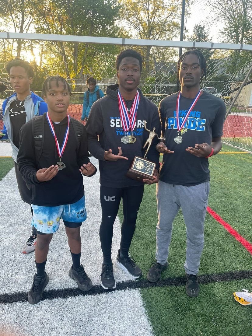 cameroncamp8ell's tweet photo. Boys Union County Champs ‘22
PR Triple Jump: 45-1.5

https://t.co/0PiXIXgi5Y https://t.co/C3RxqNYDZP