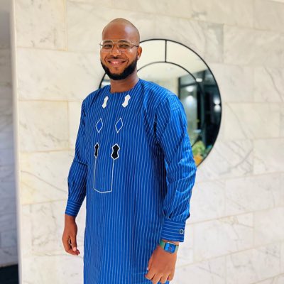 KingElhadj's tweet photo. #NouvellePhotoDeProfil https://t.co/xmN76cWAB8