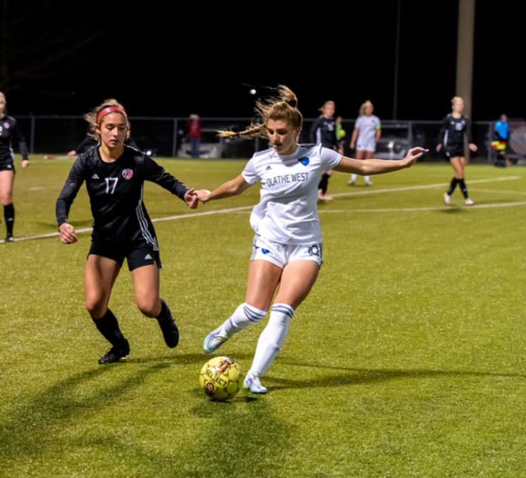 MattTrumpp's tweet photo. Raegen Morelan is our next senior up. @r_morelan has grown each and every year. Made a move to FW this year and has shown even more. She’s a leader by example and will head to @MNUWomensSoccer next year. We’re proud of u. @aweb9 @andrew_miller21 @ProfEnright @KatieHecker22 https://t.co/sMjZ0zZzwU