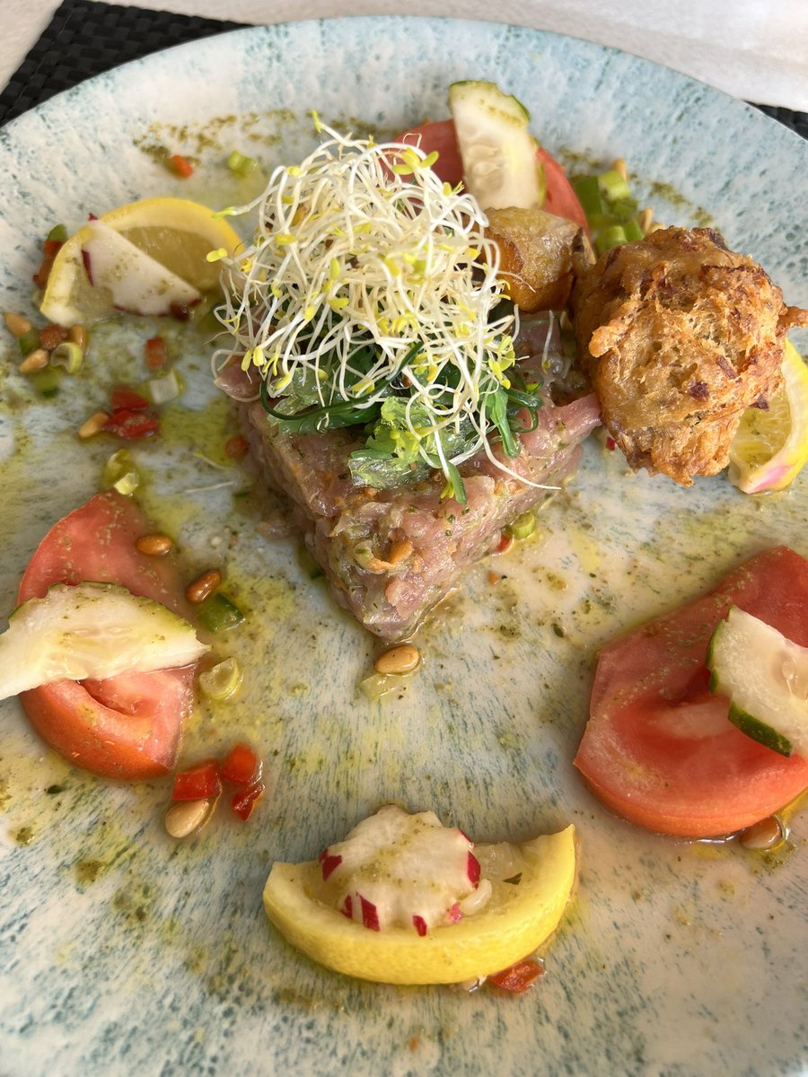 East End Taste tweet media