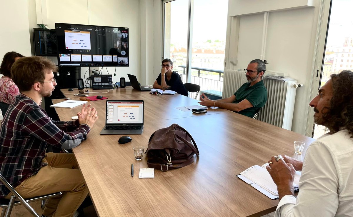 La démocratie participative c'est s'impliquer 
Le groupe de travail communication @ScopPACACorse  nous a donné l'occasion d'échanger ce matin avec le président, des délégués de l'union régionale et des membres du conseil d'Administration. 
<a href="/MADEinSCOP/">Made in Scop</a> <a href="/LesScopdelaCom/">Les Scop de la Com</a> #scop