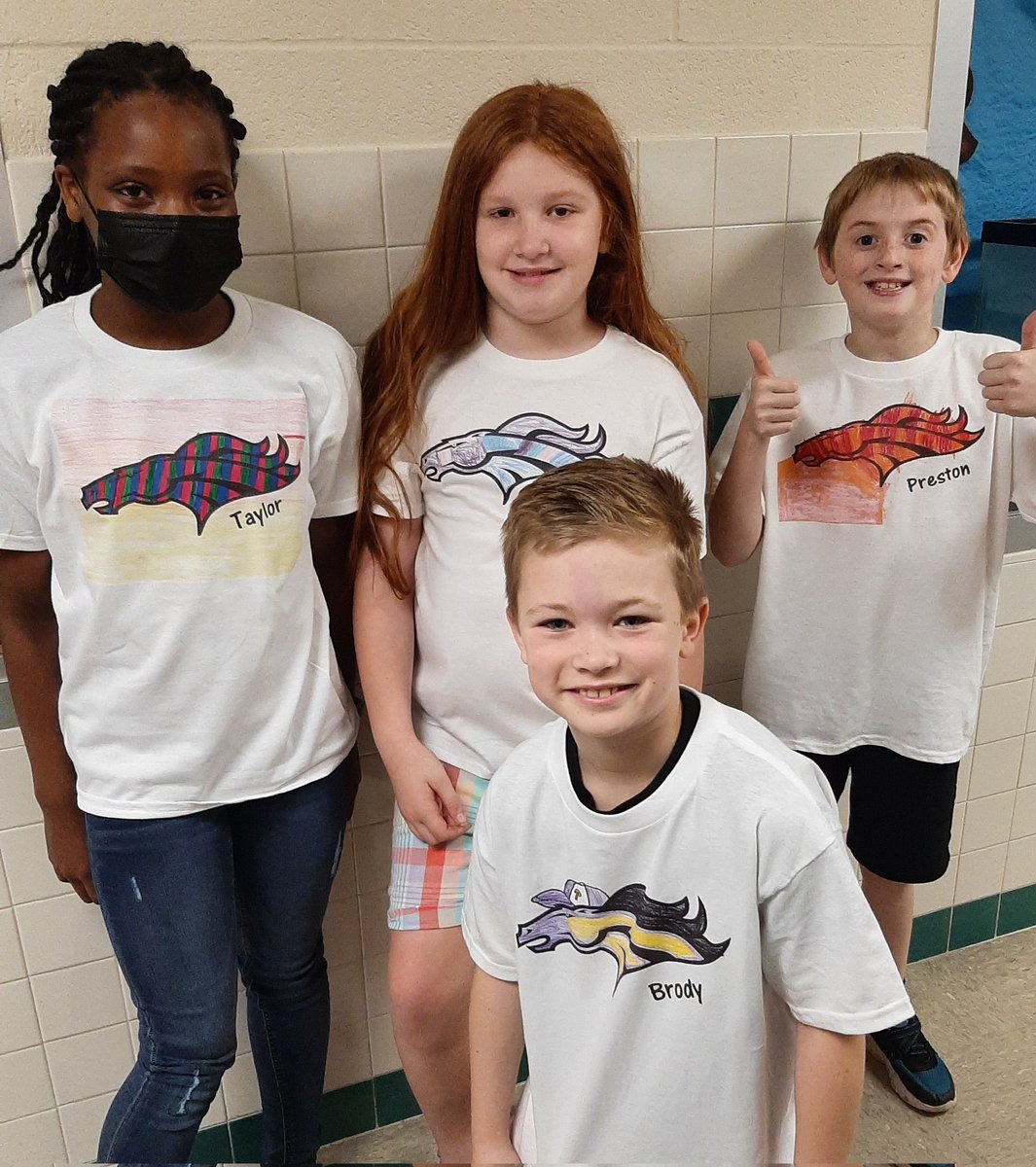 Thanks B3 MARKETING SOLUTIONS! The students love their shirts!