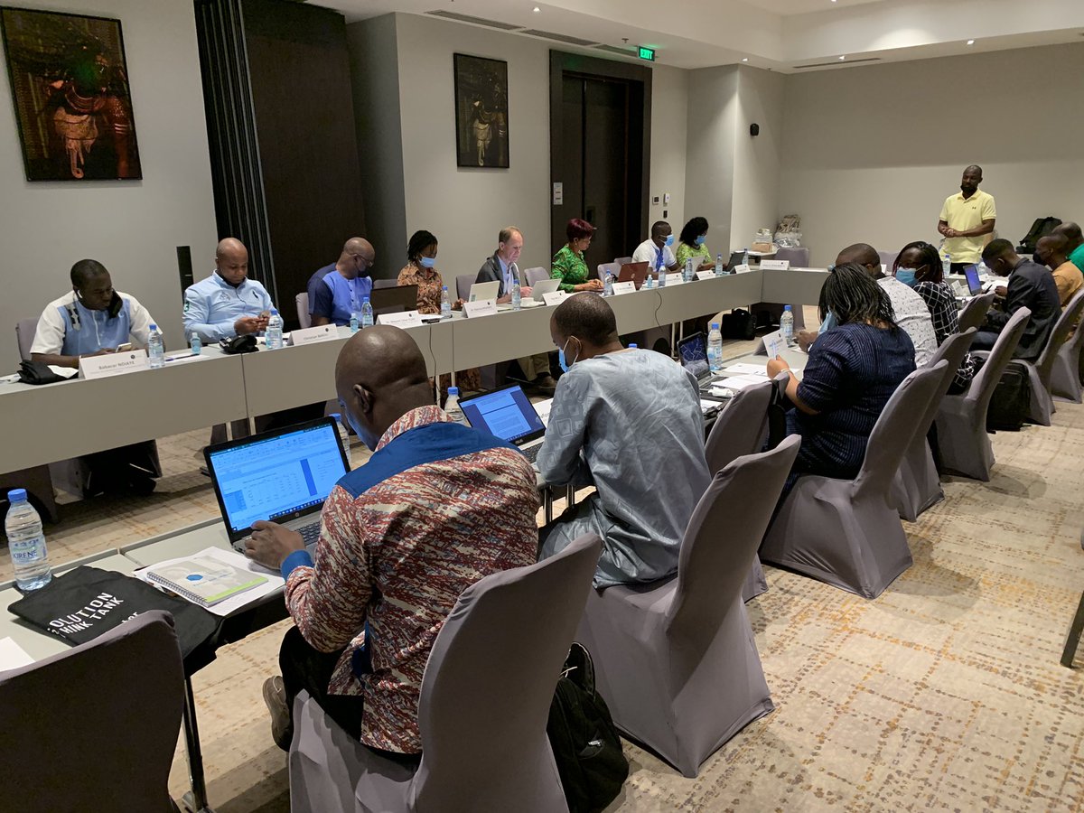 solutiontt's tweet photo. Travaux préliminaires. On revisite nos documents de politique (policy papers).
Avec @WATHI_ThinkTank @Kas_Abidjan @ViewStat #CIRES @swbenin @caderdt @ChathamHouse @IpedTank #CRPA #InstitutDeStrategies #IREG @CROP_Togo. Le #CAPES du #BF célèbre ses 20 ans et ne peut nous rejoindre https://t.co/72B0tduRXt
