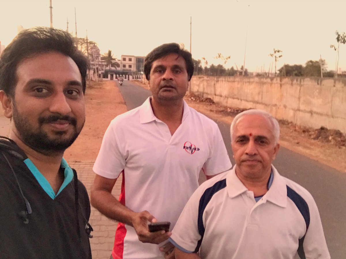 Akshay_Mysuru's tweet photo. @ravikeerthi22 Yes he runs there whenever he visits mysore. I got the opportunity to run and speak with him for an hour. He is such a humble and down to earth guy. #mysoreexpress https://t.co/jou93YUAvG