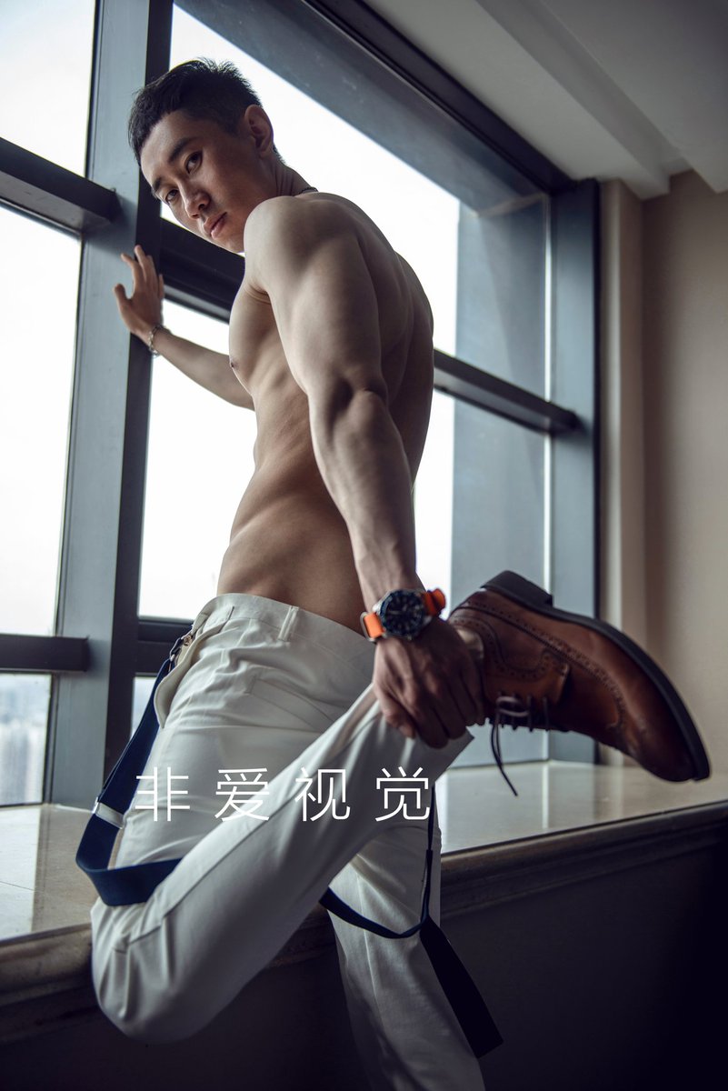 非爱视觉（空降约拍） tweet media