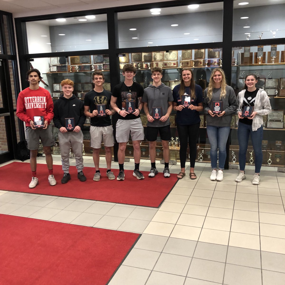 Congratulations to our 2021-22 Sheridan Scholar Athletes.