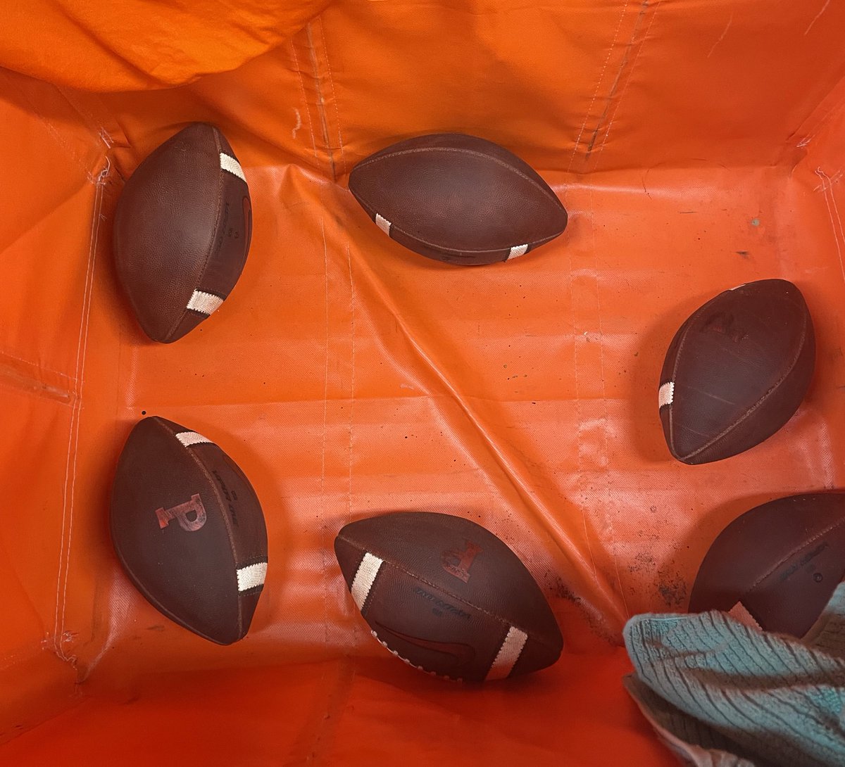 Coach_Mende's tweet photo. Thank you @Cliftoncp for getting @nikefootball game ready for our specialists #KUnit this summer #WinTheKeyGround https://t.co/89qY2mR2SJ