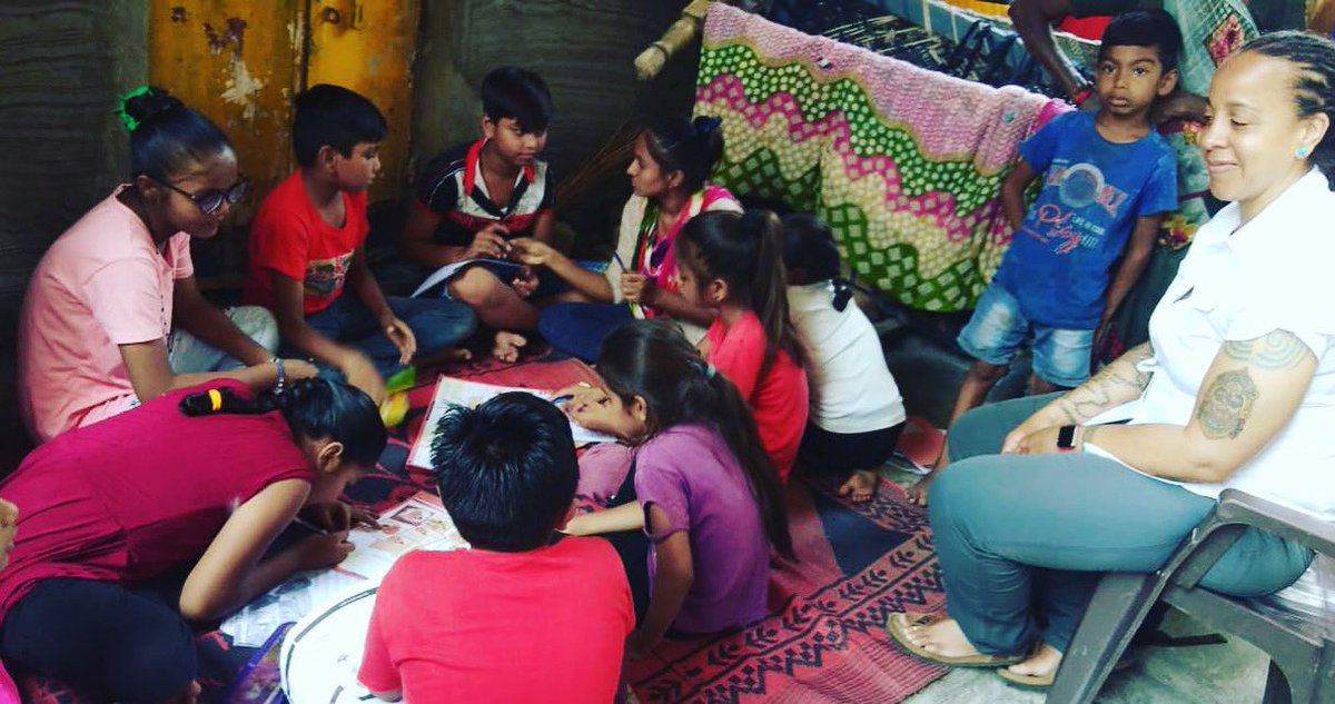 GlobalGirlProj's tweet photo. Becoming a Global Girl Graduate is just the beginning of the leadership journey for our girls. In India our Director got to see, firsthand, many of our graduates tutoring younger children in their communities. This is how change happens! #globalgirlproject #india @UKIBC https://t.co/3sSOrJPQ18