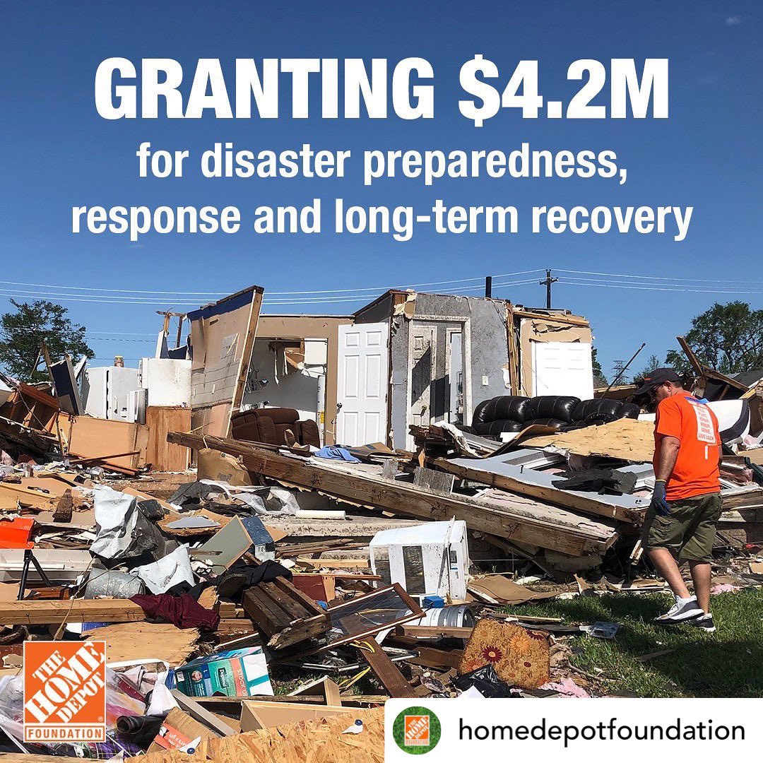 ToolBankUSA's tweet photo. π Thank you to the @HomeDepotFound for your generous grant to help support our disaster services & long-term recovery efforts! Our work in communities impacted by natural disasters would not be possible without your help. #toolbank #toolsforchange #toolsforhope @TDS_ToolBank π https://t.co/o2B2YnwzXW
