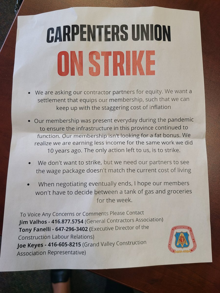 jessburnie's tweet photo. Stopped to support the @CarpentersONT out on the line today from #osstf Asking for fair wages for services that continued on during the pandemic! #solidarity #onstrike Visit them on Victoria Street in Waterloo https://t.co/AX3DPrUmID