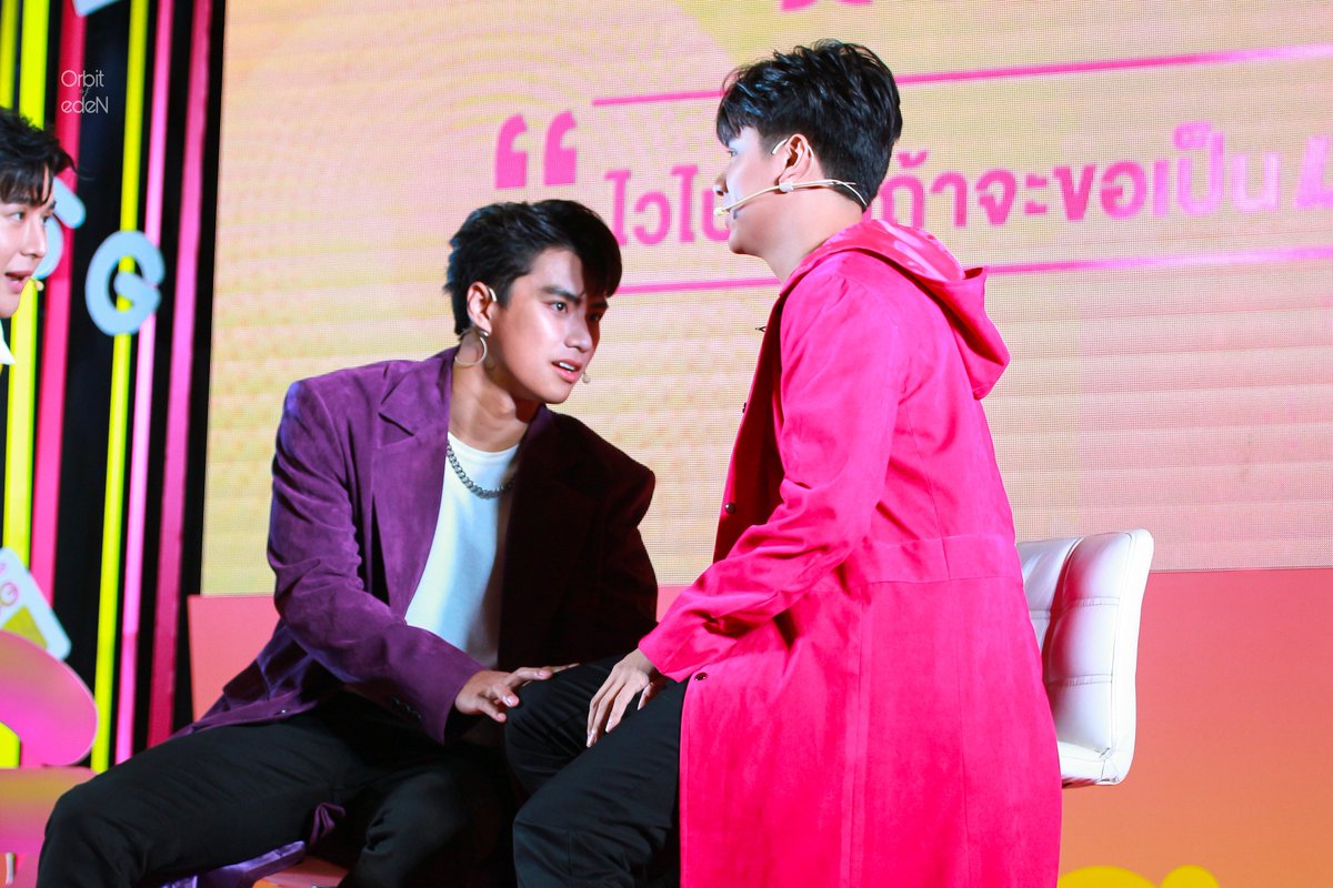 orbit_of_eden's tweet photo. คนนึงก็ดื้อ คนนึงก็แสนจะตามใจ เห้ออ 😂

#GOMO5GxOhmNanon
#ไวไปไหมถ้าจะขอเป็นมากกว่าเพื่อน 
#ohmpawat #mynameisnanon 
#โอมนนน #OhmNanon https://t.co/rwDS2HA9bd