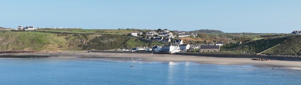 GwylPDB's tweet photo. The Gŵyl Pen Draw’r Byd commitee has decided not to hold the festival in Aberdaron this year. 

The Commitee will be involved in organizing events localy over the next few months including musical events that will raise money for the National Eisteddfod in Llŷn and Eifionydd 2023 https://t.co/F1qhDw9KAs