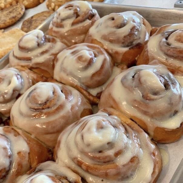 malusokay's tweet photo. Nothing is better than warm cinnamon rolls 💭🧸✨ https://t.co/rdH6hmxRc2
