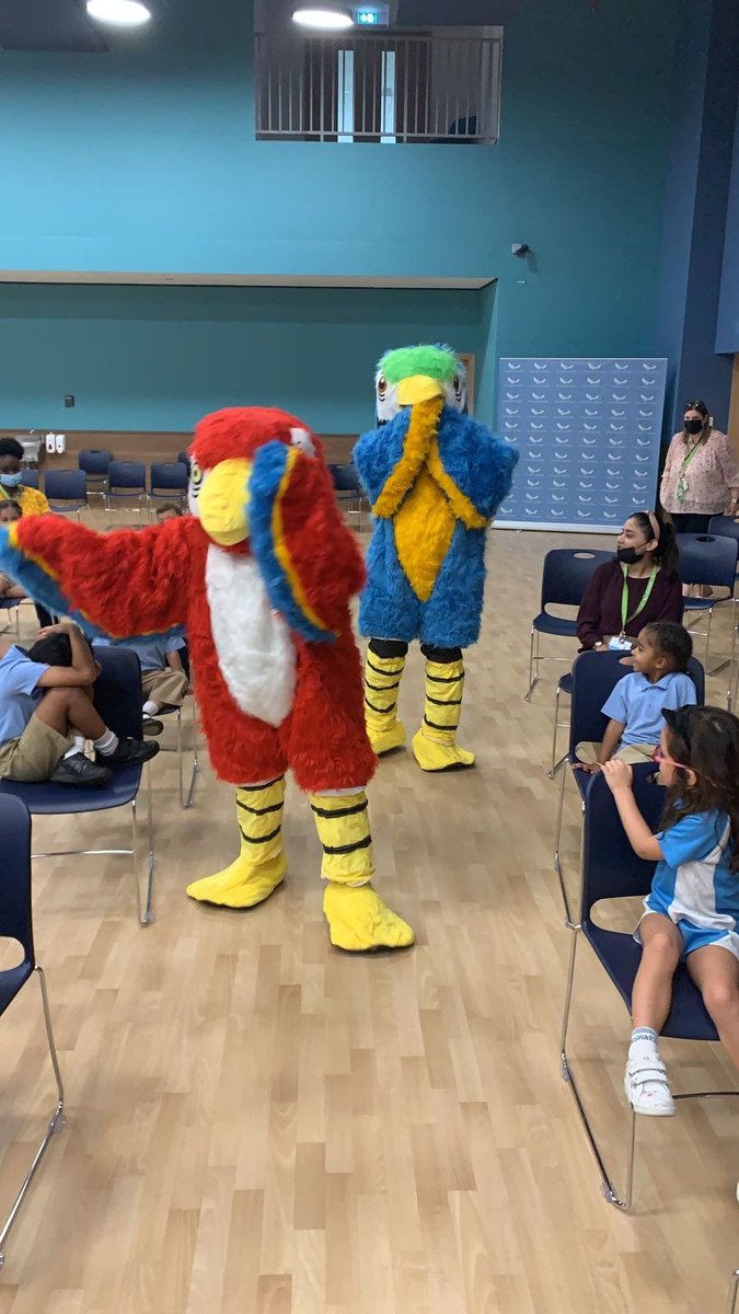 More Parrot Meet and Greet #Standard #SayNuttin <a href="/theaquilaschool/">The Aquila School</a>