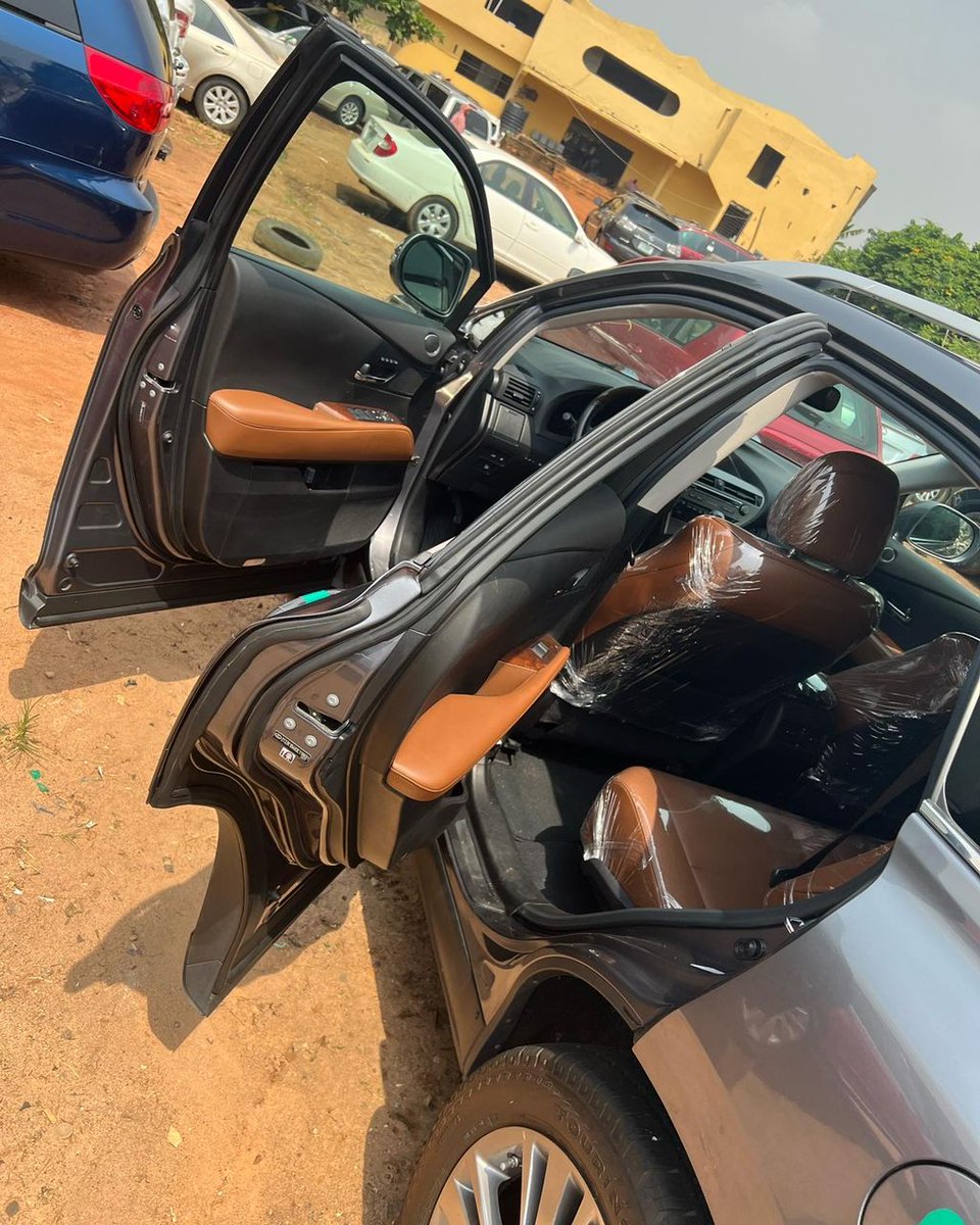 Tulahautos's tweet photo. Condition: Foreign Brand: Lexus Model: 2013 RX350 Grade: A Accident Free  Chilling AC Lagos Cleared Duty paid Location: Benin City  For more inquiries call or WhatsApp us on 08065752483 or send a DM  Refer and earn   #cardeals #carsales #Benincars #Cleancars #Benincar https://t.co/xfFStwIm0d