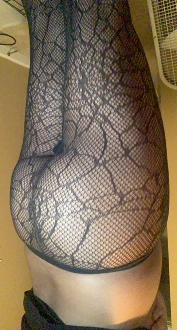 Titty Tuesday except it&rsquo;s just my butt :) enjoy ❤️&zwj;🔥 check out the ph acc if ur interested love -🍑 &bull;<a href="/tag/spoiled"class="tags"><span>#spoiled</span></a><a href="/tag/sugarbaby"class="tags"><span>#sugarbaby</span></a><a href="/tag/femboy"class="tags"><span>#femboy</span></a><a href="/tag/onlyfans"class="tags"><span>#onlyfans</span></a><a href="/tag/sellingnudes"class="tags"><span>#sellingnudes</span></a>