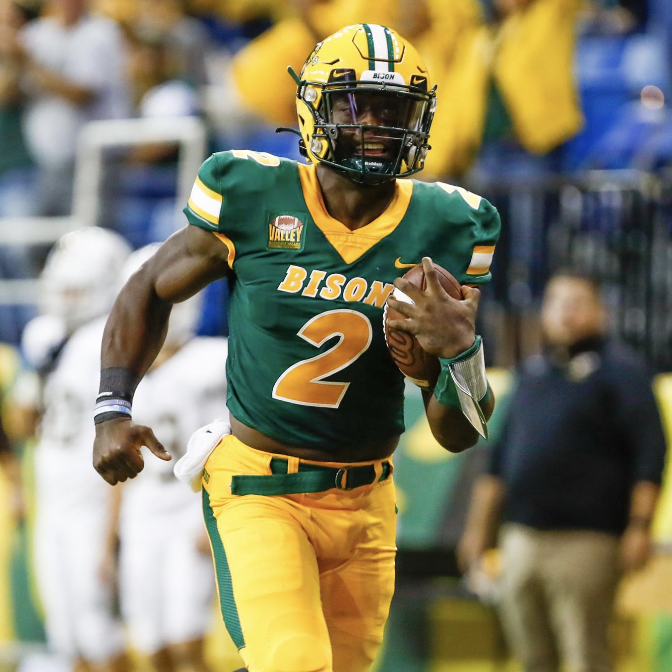 Taufik Bachtiar S on Twitter "RT PFF_College NDSU QB Quincy
