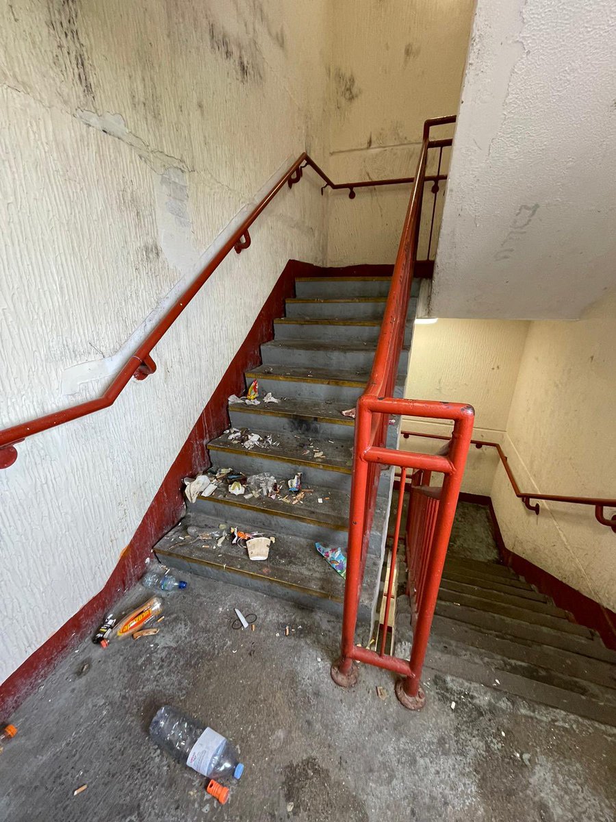 MPSBarkDag's tweet photo. #CrimeandEnforcementTaskforce carried out tasked ASB patrols in #MillardTerrace. Clear sign of this but no one found loitering on this occasion @lbbdcouncil
1790EA https://t.co/0LqtAYSSgU