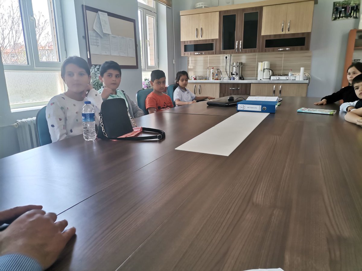 <a href="/CaglayanMehmett/">Mehmet Çağlayan🇹🇷</a> <a href="/kuluilcemem/">Kulu İlçe Millî Eğitim Müdürlüğü</a> <a href="/BakirtasHac/">Hacı BAKIRTAŞ</a> <a href="/servetal61/">Servet ALTUNTAŞ</a> <a href="/halilkoc3/">halil koc</a> <a href="/merve_yyy/">Merve</a> 
Okulumuz mayıs ayı öğrenci meclisi toplantısını yaptık.