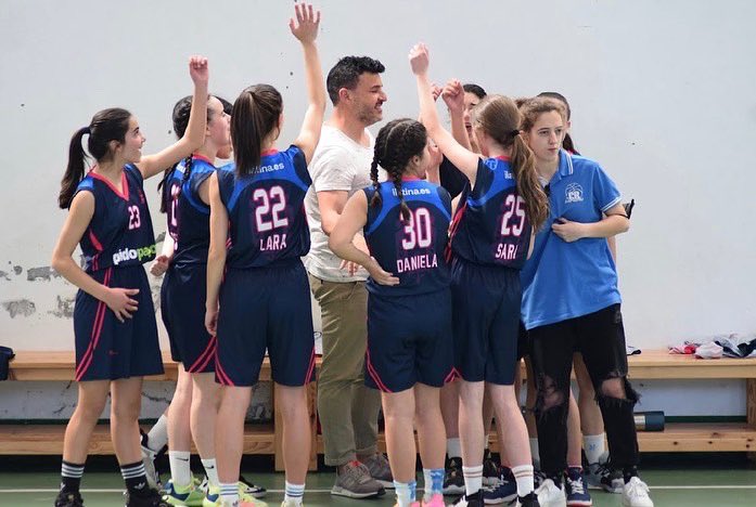 C.B.Laracha tweet media