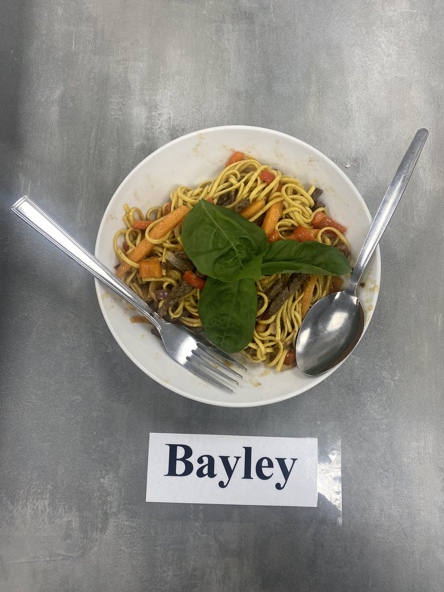 BablakeHouses's tweet photo. 2nd Year Ready Steady Cook Results.  Joint 1st - Bayley &amp; Wheatley, 3rd - Fairfax, 4th - Crow. Lots of fragrant smells coming from the kitchen today for the stir fry extravaganza! Well done to all that participated! #BKHSBablake https://t.co/qgVd2tY23B