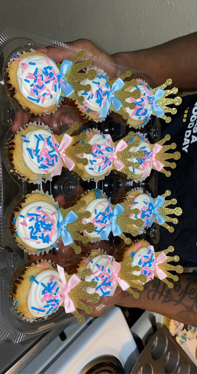 _marcheeeee's tweet photo. Been Baking For Awhile And I Really Want To Make A Business Out Of It🥰 https://t.co/Mdloe5xc3I