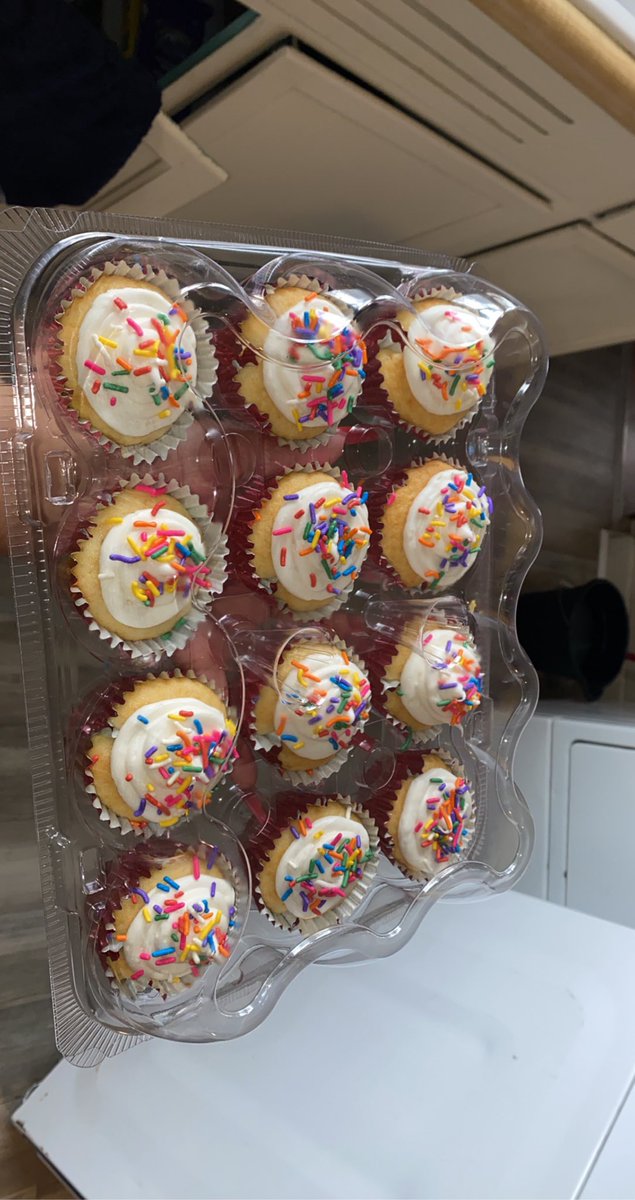 _marcheeeee's tweet photo. Been Baking For Awhile And I Really Want To Make A Business Out Of It🥰 https://t.co/Mdloe5xc3I