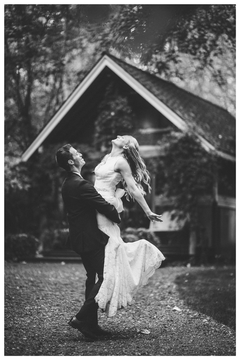 hazegraypixels's tweet photo. @Tibalism Young, in-love and free.  Some of the beautiful moments in life. https://t.co/lwOoAGuFqg