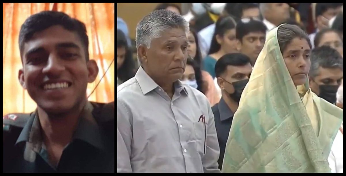 ShivAroor's tweet photo. All that is left behind 💔

Parents of 24-year-old Captain Ashutosh Kumar of the Army’s 18 Madras, receive his posthumous Shaurya Chakra today at Rashtrapati Bhavan. 

He was killed in action fighting terrorist infiltrators at LoC Machil in Nov 2020.

Prayers for their peace. https://t.co/Ia0i61oyX2