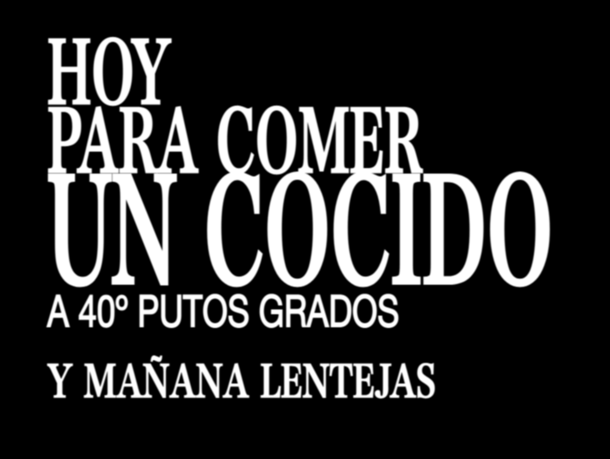 JWulen's tweet photo. *Empieza a hacer calor*
Mi madre: https://t.co/ueLFFCW8IK