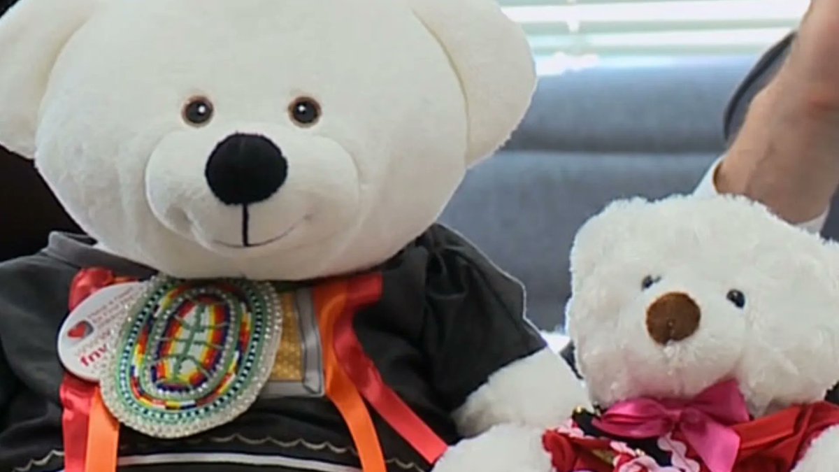 CaringSociety's tweet photo. We loved watching @cblackst on Breakfast Television @BTtoronto this morning sharing what #BearWitnessDay and #JordansPrinciple are all about! What a lovely way to celebrate @SpiritBear's BEARth-day too! 

https://t.co/4H3aBKUnEv https://t.co/VF0lPdg65I