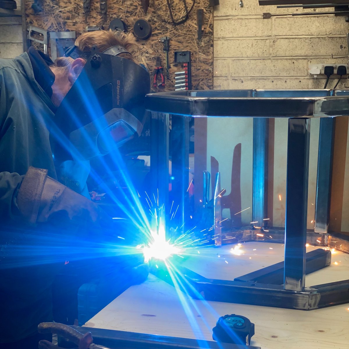 BakehouseEvents's tweet photo. Workshop Will Welding

At Bakehouse we make our bespoke sets in-house, sparks are flying ready for a busy summer!

#theatricalevents #theatricalwonder #eventscompany https://t.co/36pk9NDaqf