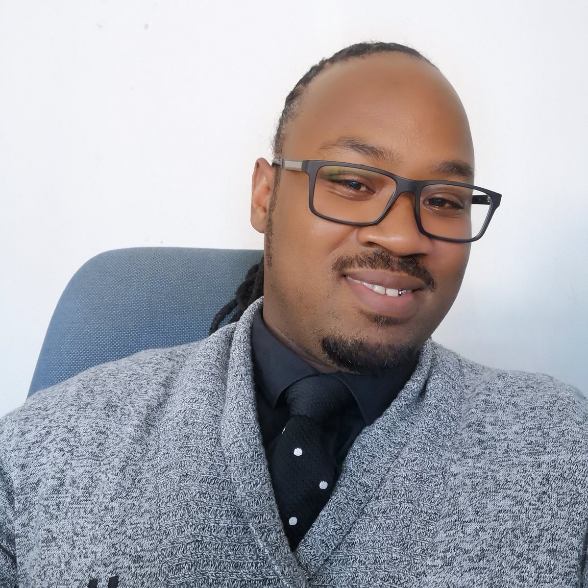 87Sabelo's tweet photo. #NewProfilePic https://t.co/x6iQsczVDT
