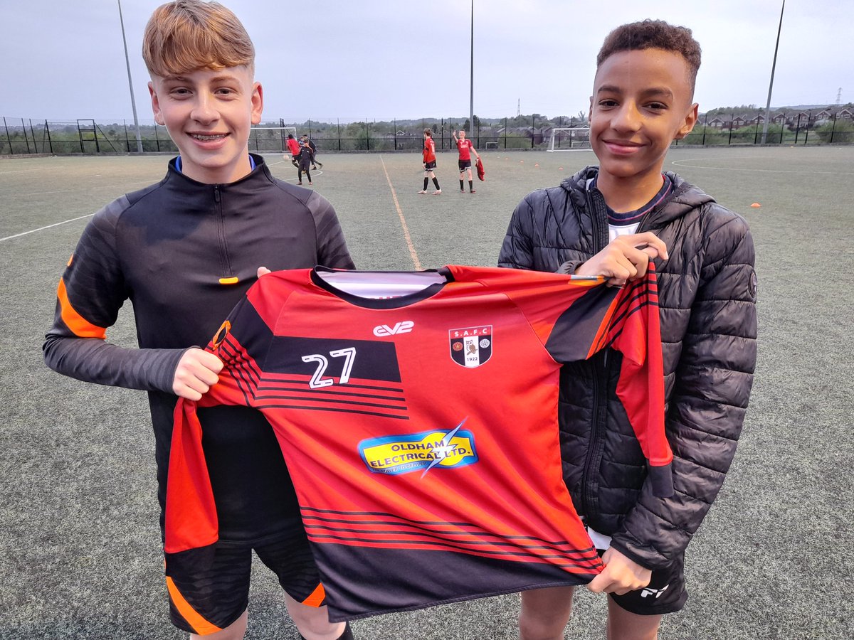 A massive thank you to <a href="/OldhamElecLtd/">OldhamElectricalLtd</a> for sponsoring Springhead U14s Reds and Blacks for the last 4 years. Both teams have had great seasons and the club and team really appreciate your support.