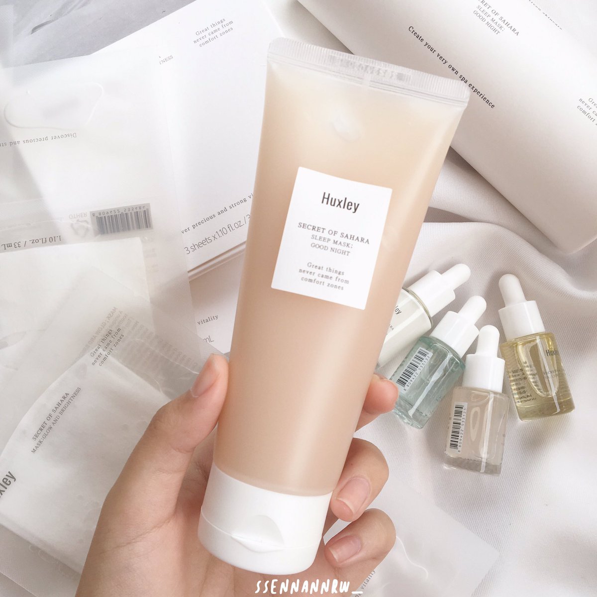allthing2u's tweet photo. #พร้อมส่ง เซตขายดีได้ 3 ตัวในราคา 630฿ ส่งฟรี
🌷sulwhasoo 8ml (สูตรใหม่)
🌷huxley 120g
🌷โทนเนอร์พี่จุน 40ml
สนใจ dm ได้เลยค่ะ #howtobeauty #HowtoPerfect #ของมันต้องมี #ชี้เป้าโปรถูก #ถูกและดี #ถูกบอกต่อ #โทนเนอร์ที่พี่จุนแนะนํา https://t.co/lMMaffGUmD