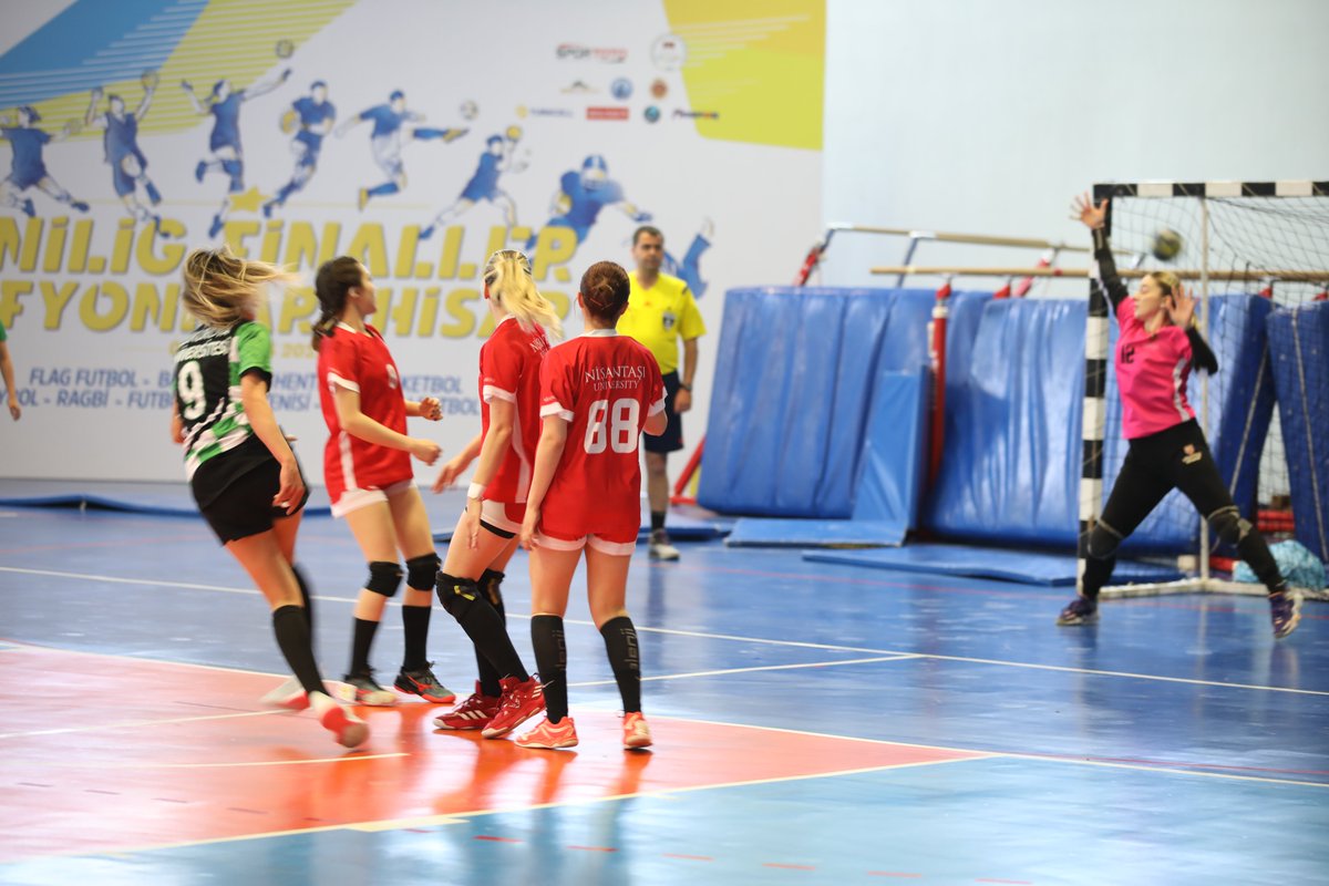 uniligsgm's tweet photo. ÜNİLİG Hentbol Süper Lige Yükselme Müsabakaları başladı.

https://t.co/oxmaGnFqIz

#ünilig #gsb #tusf #hentbol
@AfyonPostasi @afyonhabercom @afyonkenthaber @afyonbelediyesi @AfyonValiligi @kocatepeuniv https://t.co/D0z2IBZOl0