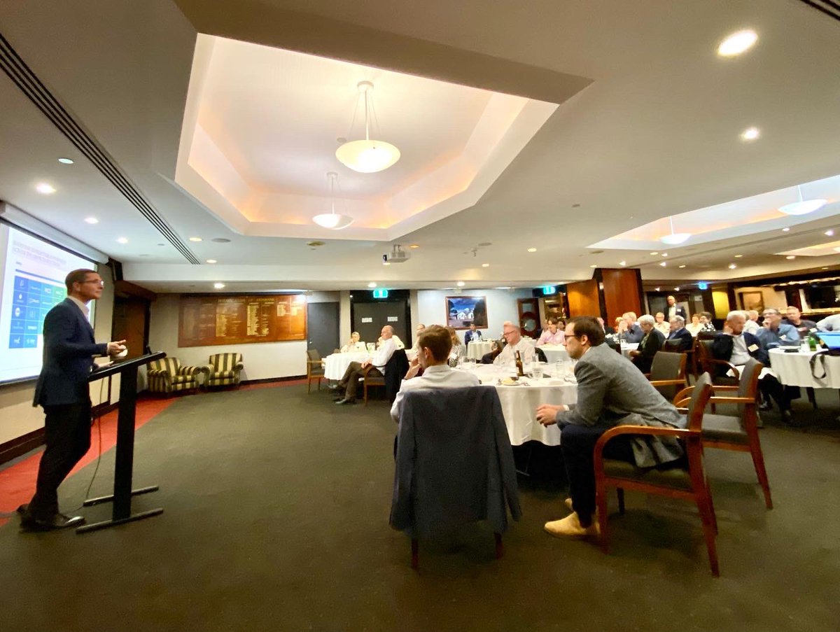 andrewthiggs's tweet photo. Welcoming @rjmontgomery tonight to our Queensland Investors Club (QIC) dinner meeting.  As CIO of Montgomery Investment Management, Roger has grown FUM to over $1.5 billion.  Thank you again Roger! Join QIC at: https://t.co/W6CGdtpIu3

#Investing #Shares #Equities #Trading #QIC https://t.co/VSJ9nNKRJJ