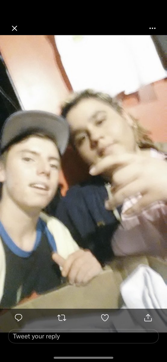 fosterwillis16's tweet photo. @senddddittt69 @suicideLEOPARD @SuicideChrist @GERMJEEZUS @RAMIREZ_187 @J_Chetta @ShakeWell818 @MaxDotBam @G59MEDIA @G59RECORDS @nightlovell Young rich and handsome bby https://t.co/Vn8LRiapQy