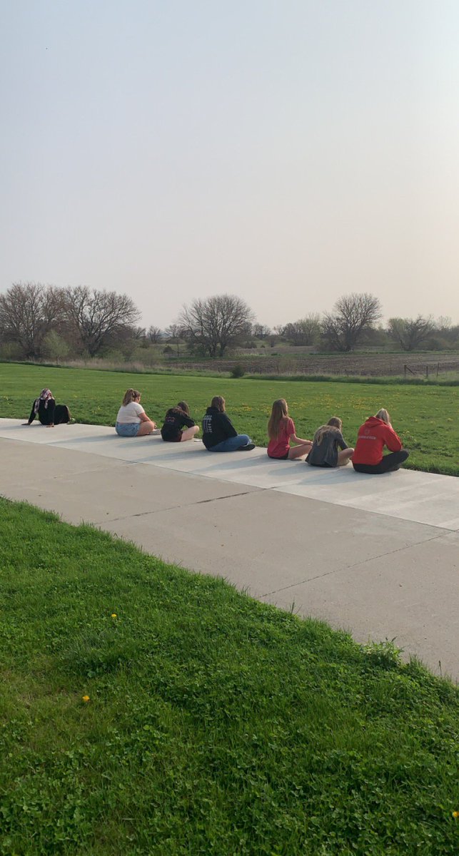 MrsAngieRubel's tweet photo. First Outdoor Observation of Spring-5 minutes of listening to our environment. @DCGHS https://t.co/4Jvu32MpC4
