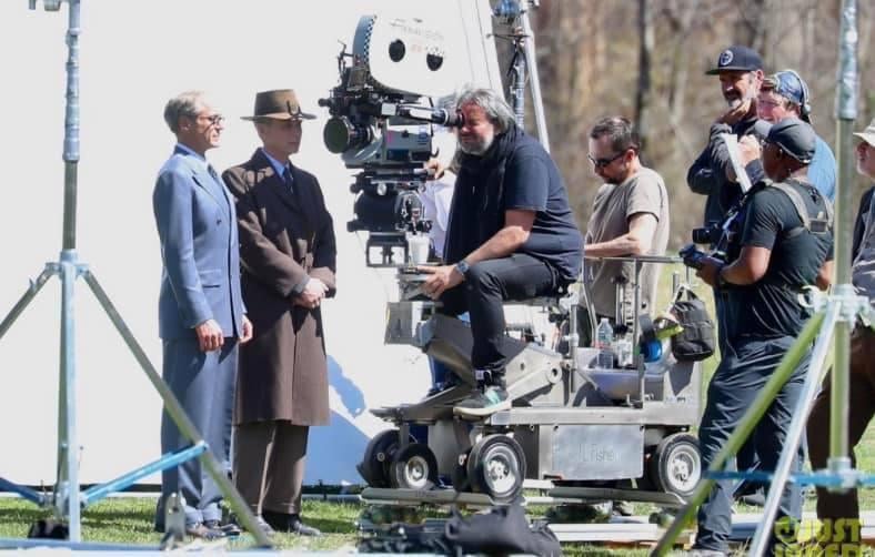 damoviebuff's tweet image. Some great pictures I found online (From Left to Right) #Ambulance #SugarlandExpress #CloseEncountersofThe3rdKind #Oppenheimer #MichaelBay #ChristopherNolan