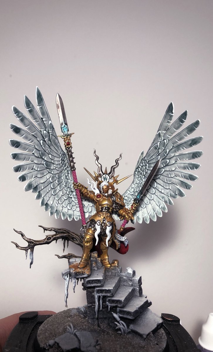 Paprinas's tweet image. Started on Yndrasta today as a gift to a friend. First stormcast model, feels pretty nice to paint 😊 #ageofsigmar #PaintingWarhammer #warhamfam #WarhammerCommunity #wepaintminis #wip