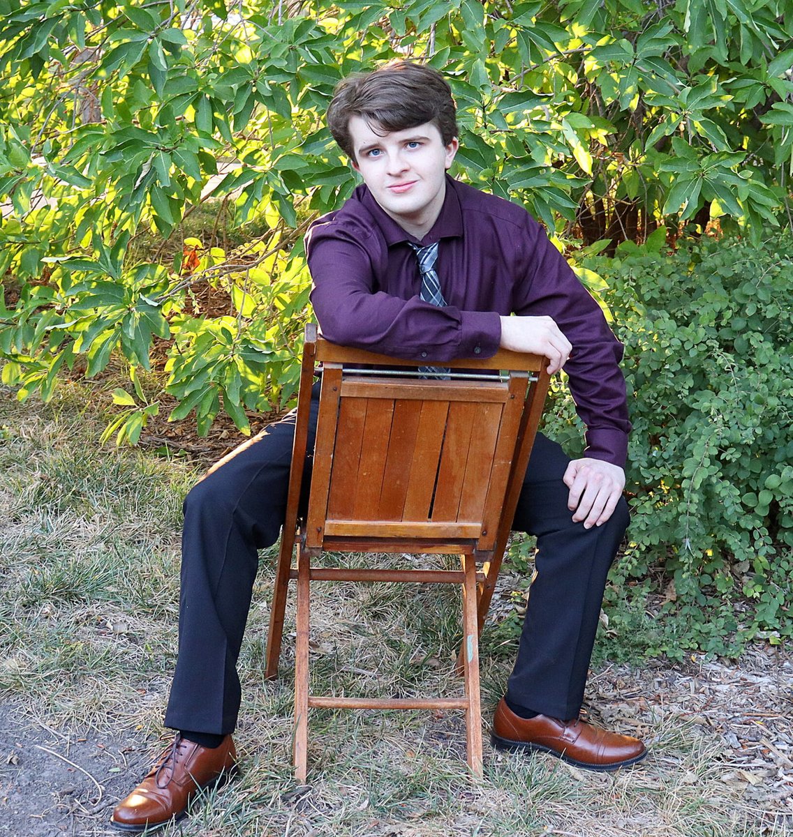 More Thunderbolt seniors to celebrate! Congrats to Lexi, Caroline, Simon and Olivia ... and their classmates!  #piusproud
Lexi Zahourek- buff.ly/3w2hlNS
Caroline Phelan- buff.ly/3LWlKbS
Simon Zatloukal- buff.ly/3FkkUTT
Olivia Epp- buff.ly/3sh4Ih0