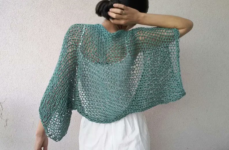 knithacker's tweet photo. Shrug Season Is Upon Us β¦ Let The Knitting Begin With This Seamless Tara Shrug! π https://t.co/7khH8Cg2UN #knitting #beginnerknit #easyknit https://t.co/pVIIVnrNUB